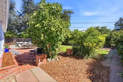 926 Fleetwood Dr, San Mateo, CA 94402 - Photo 20