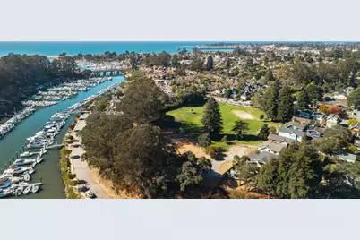 324 Harbor Dr, Santa Cruz, CA 95062 - Photo 44