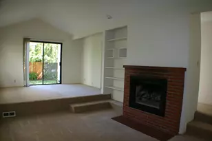 735 E Homestead Rd, Sunnyvale, CA 94087 - Photo 4