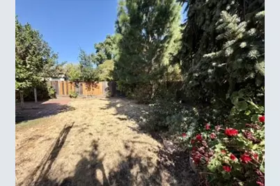 1619 Saint Francis Way, San Carlos, CA 94070 - Photo 28