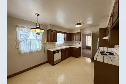 1619 Saint Francis Way, San Carlos, CA 94070 - Photo 4