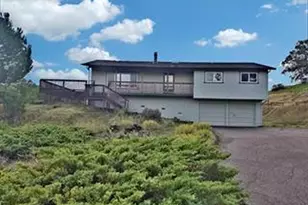 751 Riverside Dr, Ukiah, CA 95482 - Photo 1