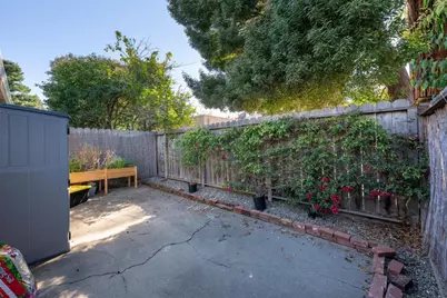1228 Maple St, San Mateo, CA 94402 - Photo 12
