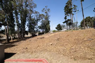 Ave Alhambra Ave, El Granada, CA 94018 - Photo 12