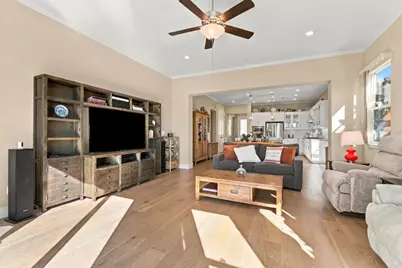 Sunflower Dr, Hollister, CA 95023 - Photo 8