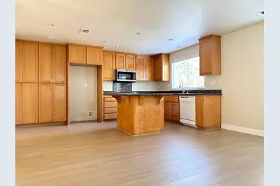 223 Vista Roma Way, San Jose, CA 95136 - Photo 8