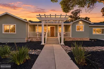 1725 30th Ave, Santa Cruz, CA 95062 - Photo 1