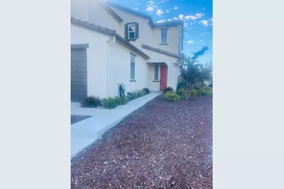 665 Tanoak Ct, Hollister, CA 95023 - Photo 2