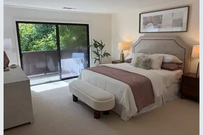 2485 Sharon Oaks Dr, Menlo Park, CA 94025 - Photo 16