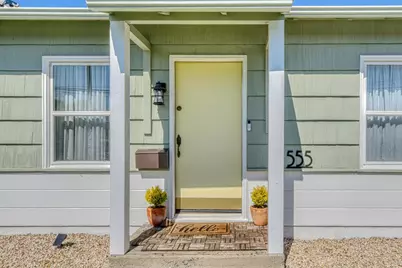 555 Elm Ave, Seaside, CA 93955 - Photo 4
