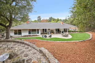 140 Rockridge Rd, Hillsborough, CA 94010 - Photo 62