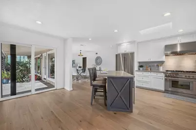 210 Rodonovan Dr, Santa Clara, CA 95051 - Photo 8