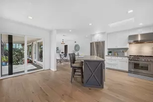 210 Rodonovan Dr, Santa Clara, CA 95051 - Photo 8