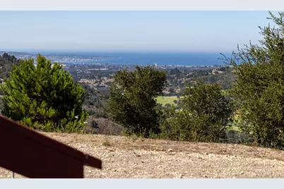 11561 Spur Rd, Monterey, CA 93940 - Photo 4