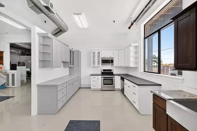 3832 Bayshore Blvd, Brisbane, CA 94005 - Photo 6
