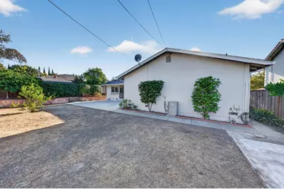 4194 Yerba Buena Ave, San Jose, CA 95121 - Photo 40