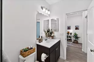 1910 Peony St, Hollister, CA 95023 - Photo 24