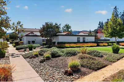 8130 Park Villa Cir, Cupertino, CA 95014 - Photo 40