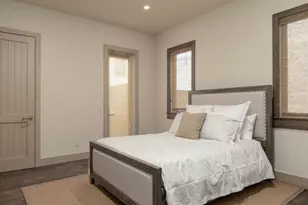 575 Foam St B, Monterey, CA 93940 - Photo 10