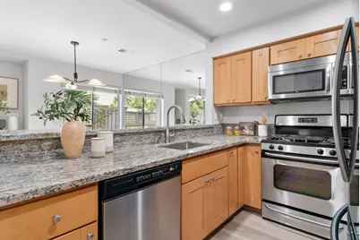 4042 Rio Ct, San Jose, CA 95134 - Photo 14