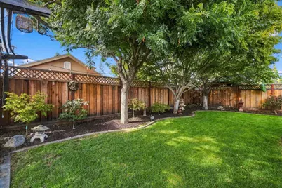 37491 Willowood Dr, Fremont, CA 94536 - Photo 34