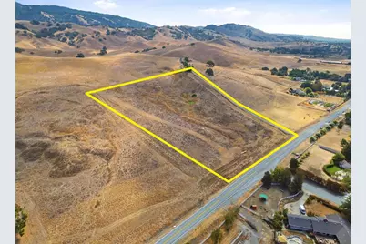 12800 New Ave, San Martin, CA 95046 - Photo 4
