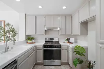 8750 Garbini St, Gilroy, CA 95020 - Photo 12