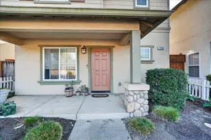 12504 Rogge Village Way, Salinas, CA 93906 - Photo 4