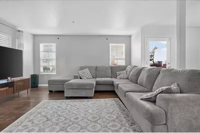 12504 Rogge Village Way, Salinas, CA 93906 - Photo 8