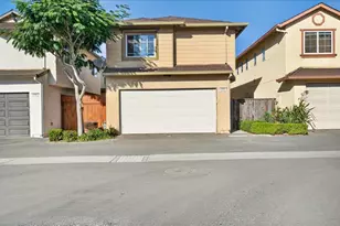 12504 Rogge Village Way, Salinas, CA 93906 - Photo 32