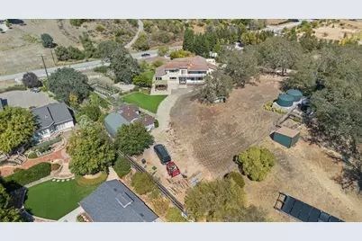 15298 Sycamore Dr, Morgan Hill, CA 95037 - Photo 46