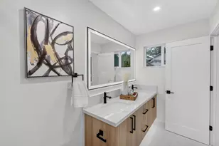 1260 Grant Rd, Los Altos, CA 94024 - Photo 32
