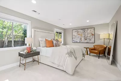 1055 Los Robles Ave, Palo Alto, CA 94306 - Photo 14
