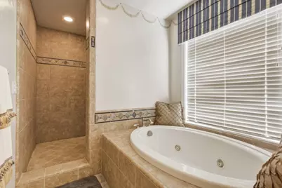 11530 Spur Rd, Monterey, CA 93940 - Photo 16