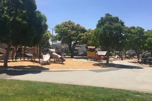 725 Guildford Ave, San Mateo, CA 94402 - Photo 24