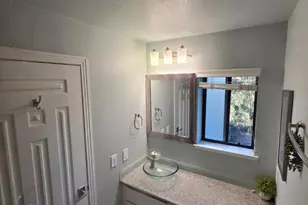 284 Stonegate Cir, San Jose, CA 95110 - Photo 24