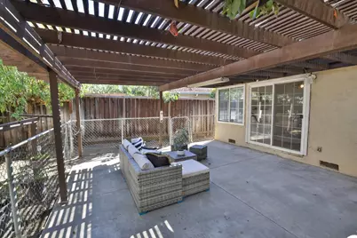 125 Sugar Maple Dr, San Jose, CA 95136 - Photo 22