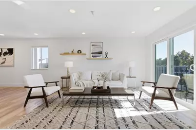 601 Leahy St 301, Redwood City, CA 94061 - Photo 1