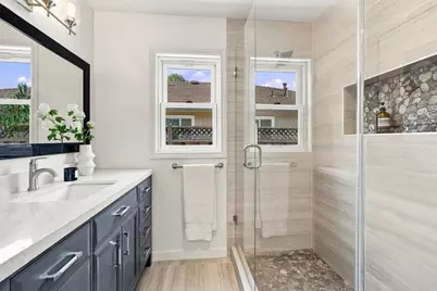 3739 Page St, Redwood City, CA 94063 - Photo 32