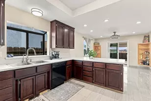 1987 Calistoga Dr, Hollister, CA 95023 - Photo 12