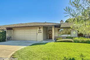 330 Woodside Dr 114, Salinas, CA 93901 - Photo 1