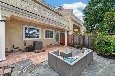18 Tyrella Ct, Mountain View, CA 94043 - Photo 36