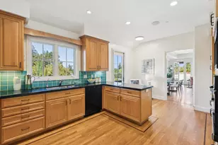 555 Byron St 402, Palo Alto, CA 94301 - Photo 6