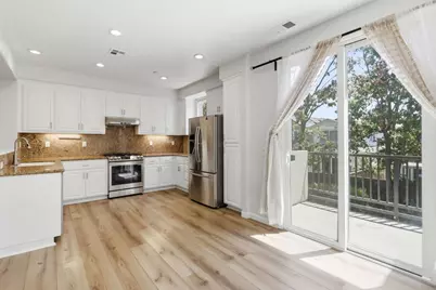 70 Towne Cir, Mountain View, CA 94040 - Photo 24