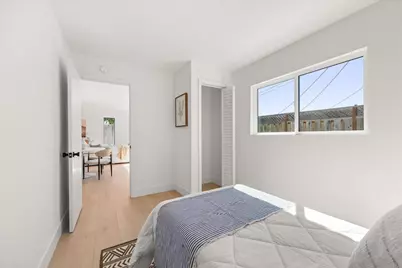 1810 Kehoe Ave, San Mateo, CA 94401 - Photo 30