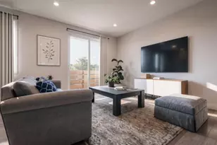 808 Fiesta Ln, Palo Alto, CA 94306 - Photo 4