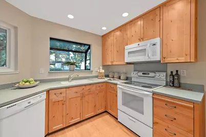 137 Redding Rd A, Campbell, CA 95008 - Photo 8