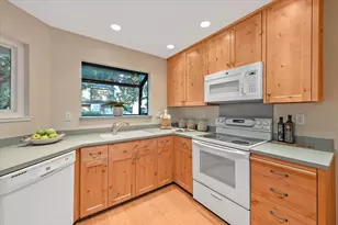 137 Redding Rd A, Campbell, CA 95008 - Photo 8