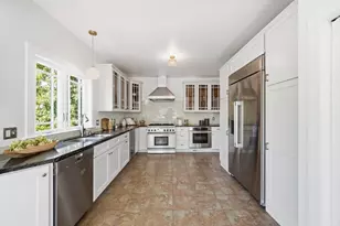 1312 Edgehill Dr, Burlingame, CA 94010 - Photo 14