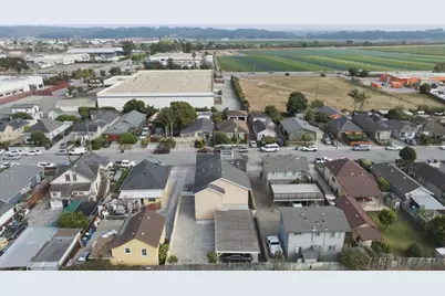 430 2nd St, Watsonville, CA 95076 - Photo 12